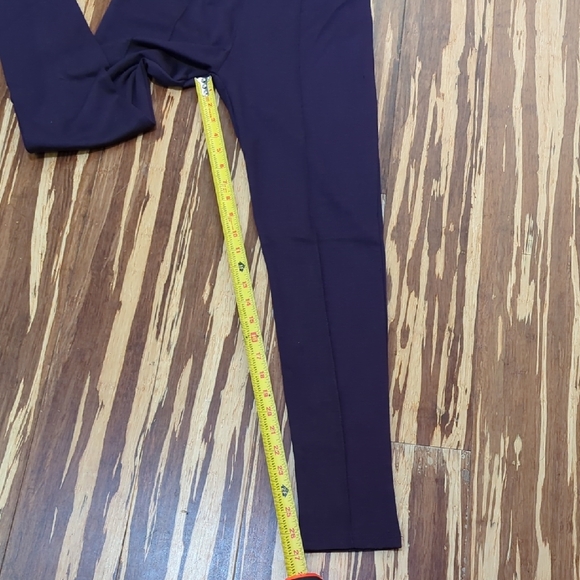 LAST CHANCE or CHARITY Connection 18 Grape Purple Seamed Leggings - Picture 5 of 5